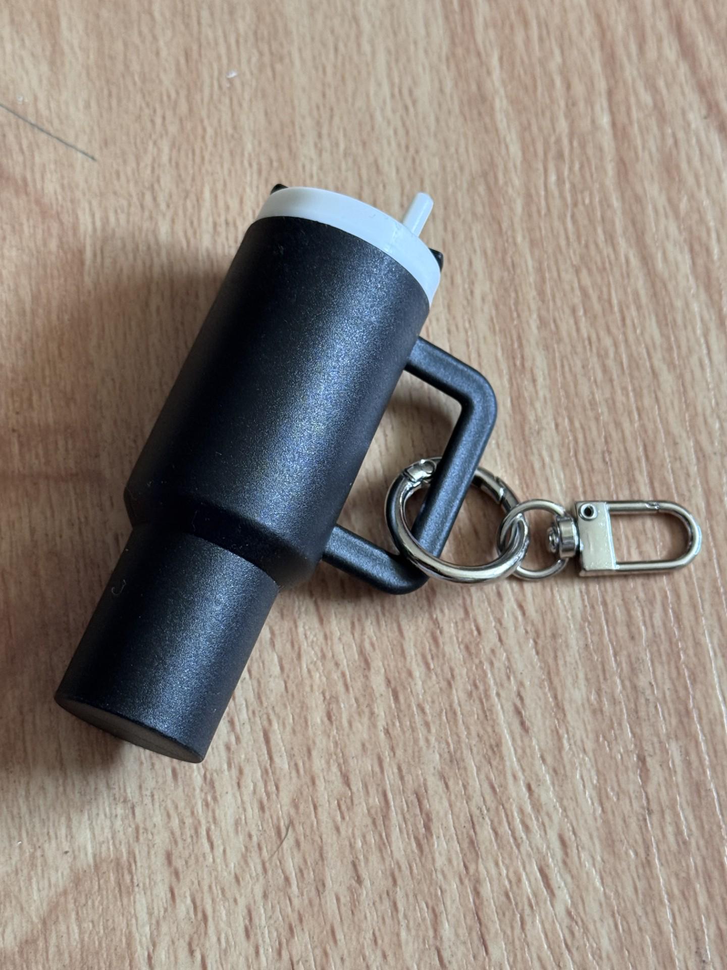 Porte-clés gobelet Tumbler – Accessoire Kawaii, , Cadeau Original, Idée Cadeau Mignon, Porte-clé Baume à Lèvres