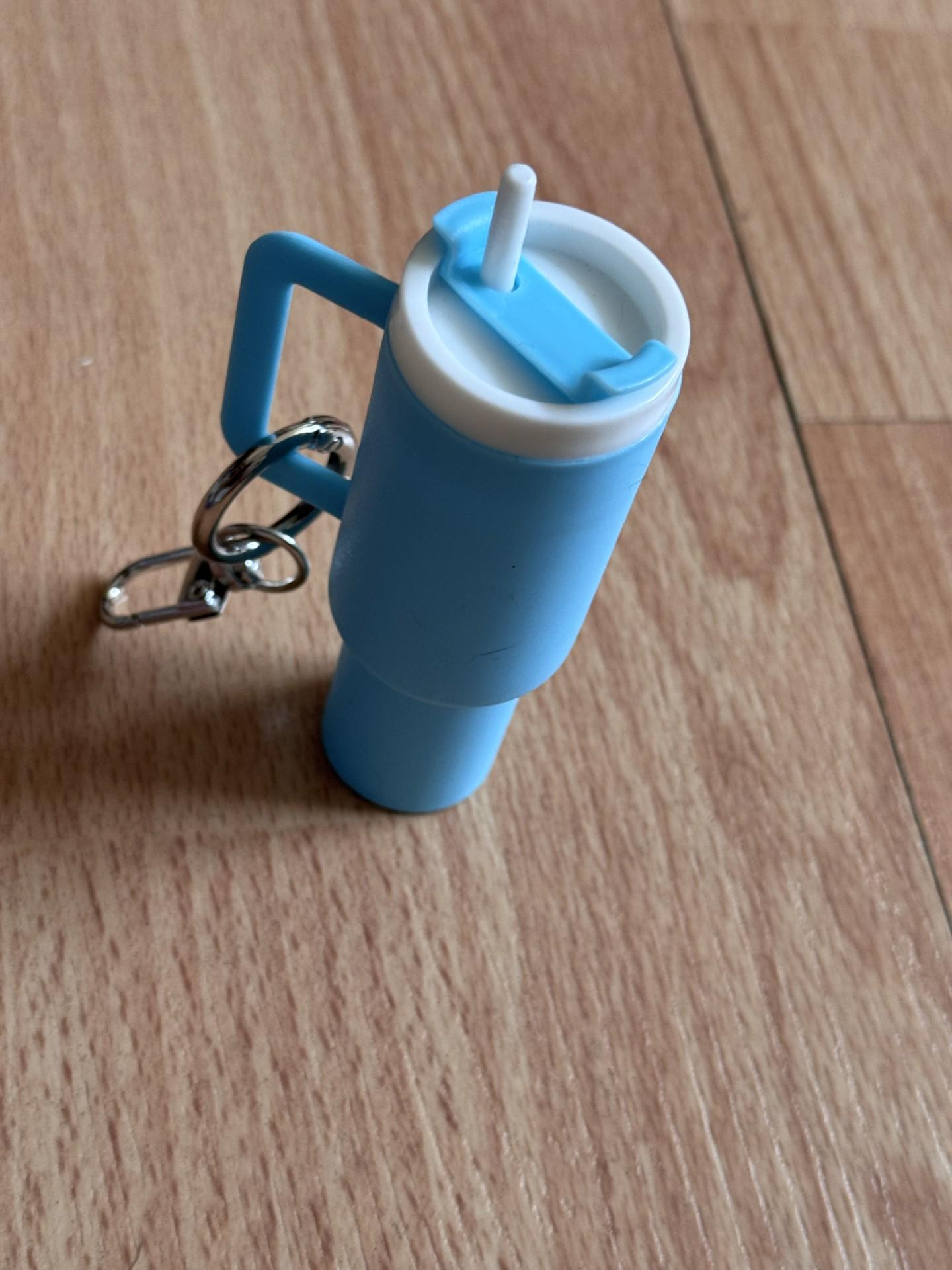 Porte-clés gobelet Tumbler – Accessoire Kawaii, , Cadeau Original, Idée Cadeau Mignon, Porte-clé Baume à Lèvres