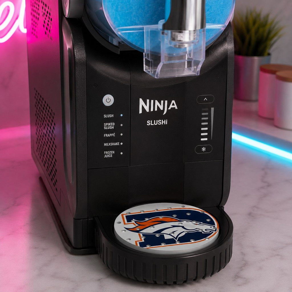 CLASSIC 2/5 – Égouttoir Denver Broncos – sur machine Ninja Slush