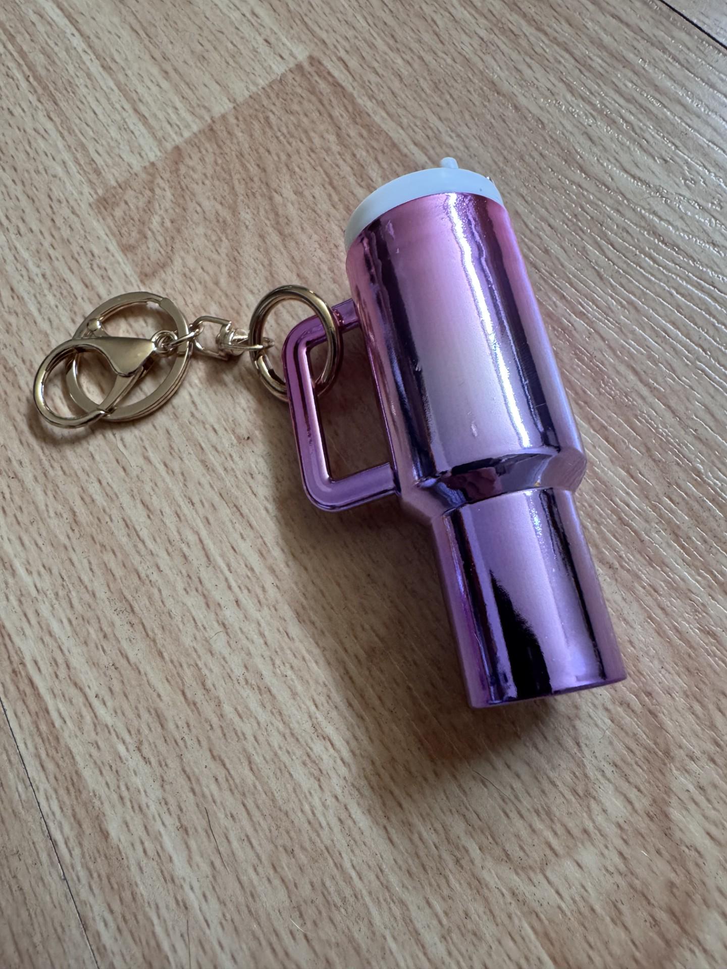 Porte-clés gobelet Tumbler – Accessoire Kawaii, , Cadeau Original, Idée Cadeau Mignon, Porte-clé Baume à Lèvres