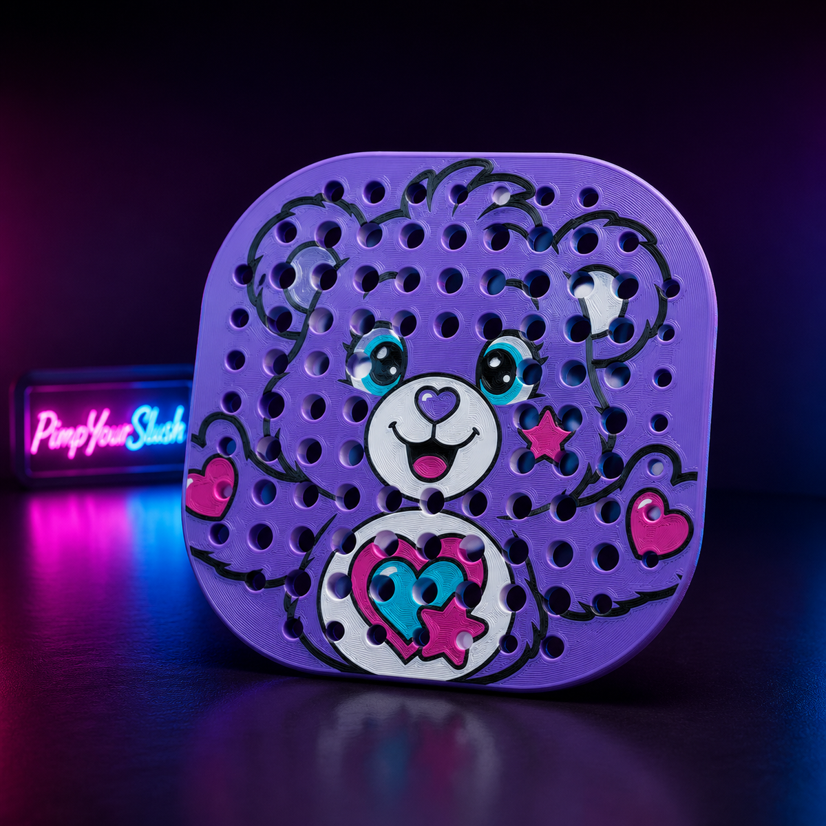 Égouttoir Ourson violet Ninja SLUSHi MAX sur fond néon