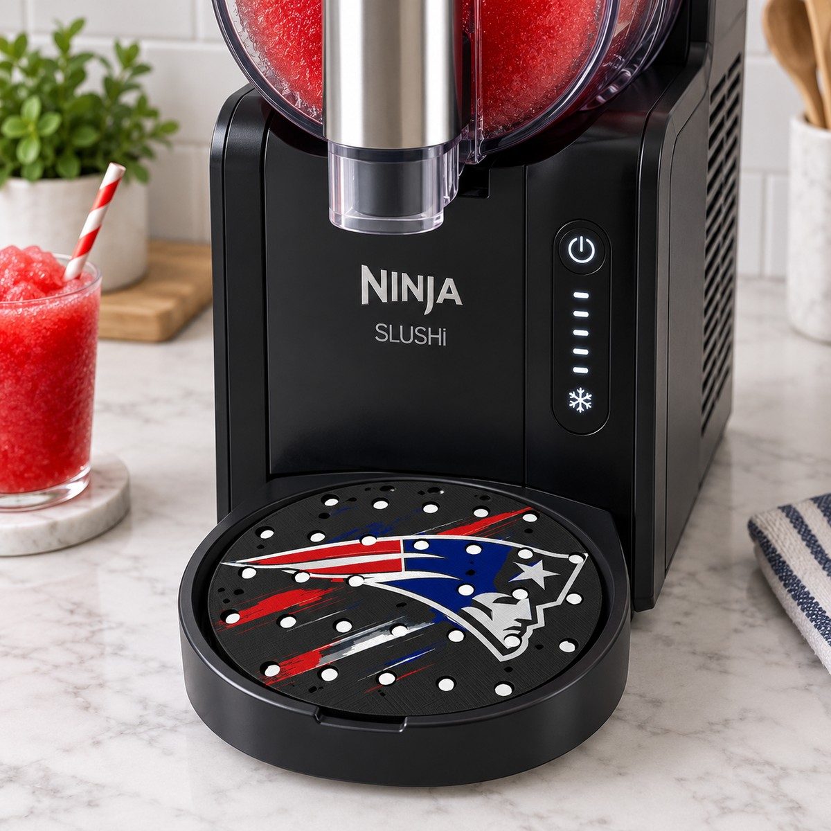 CLASSIC 2/5 – Égouttoir New England Patriots – sur machine Ninja Slush