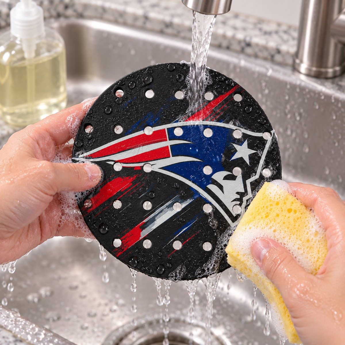 CLASSIC 5/5 – Égouttoir New England Patriots – lavage à la main